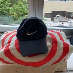 Nike golf hat